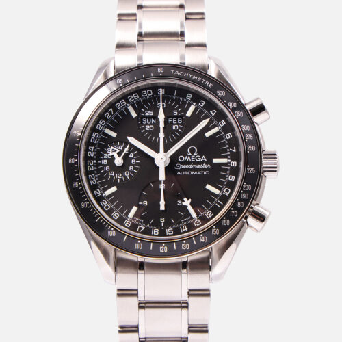 Front view of a pre-owned Omega Speedmaster Day-Date 39mm (Ref. 3520.50.00) in stainless steel featuring a black dial with triple calendar complications and a stainless steel bracelet.