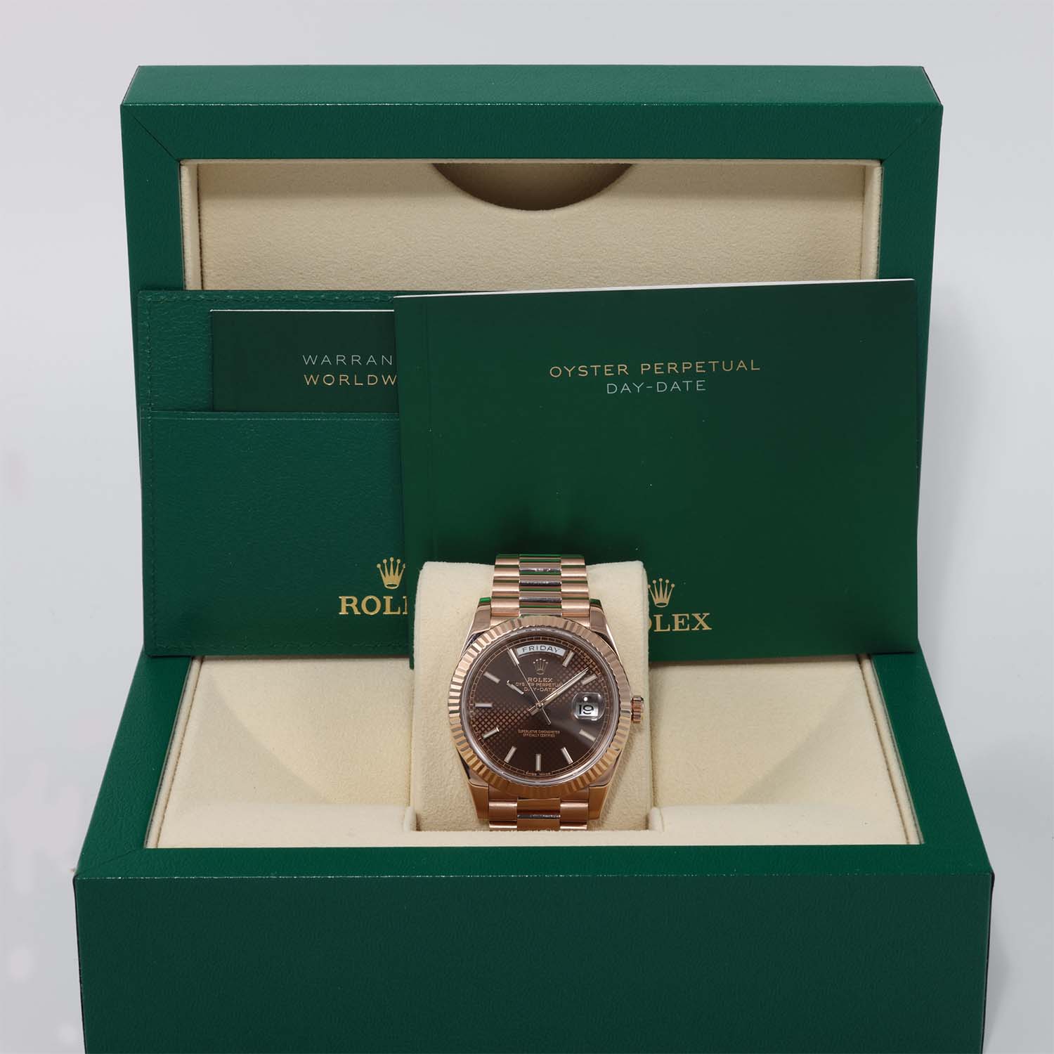 Rolex Day-Date 40 228235 Box