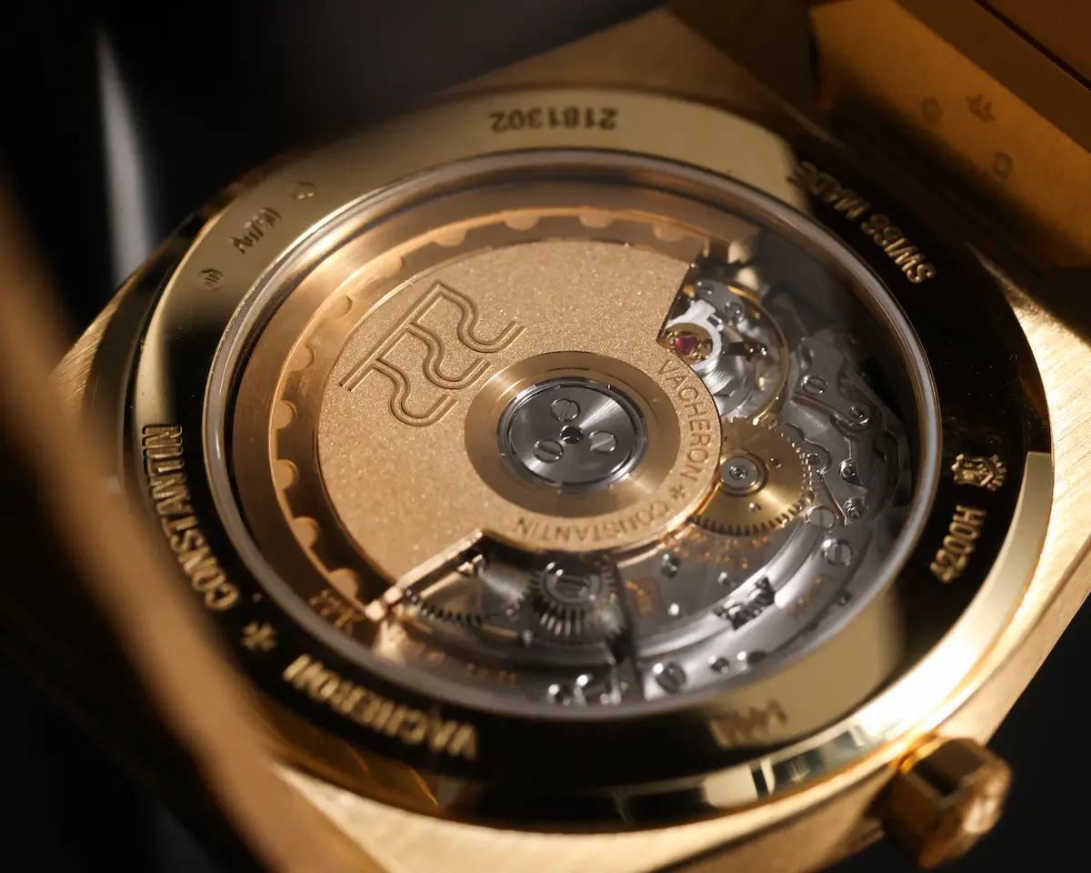 Vacheron Constantin Historiques 222 exhibition caseback with Caliber 24552 (2)