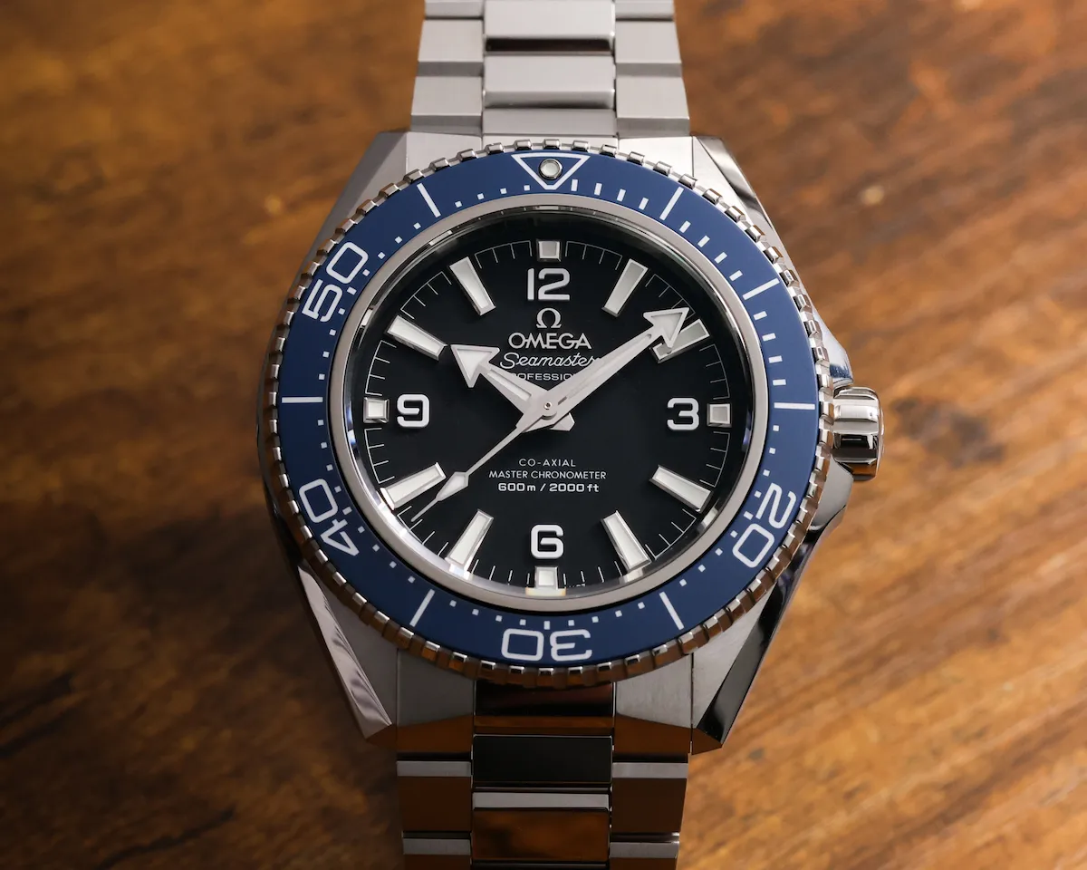 Omega Planet Ocean 600M fourth-generation dive watch in blue bezel on stainless steel bracelet