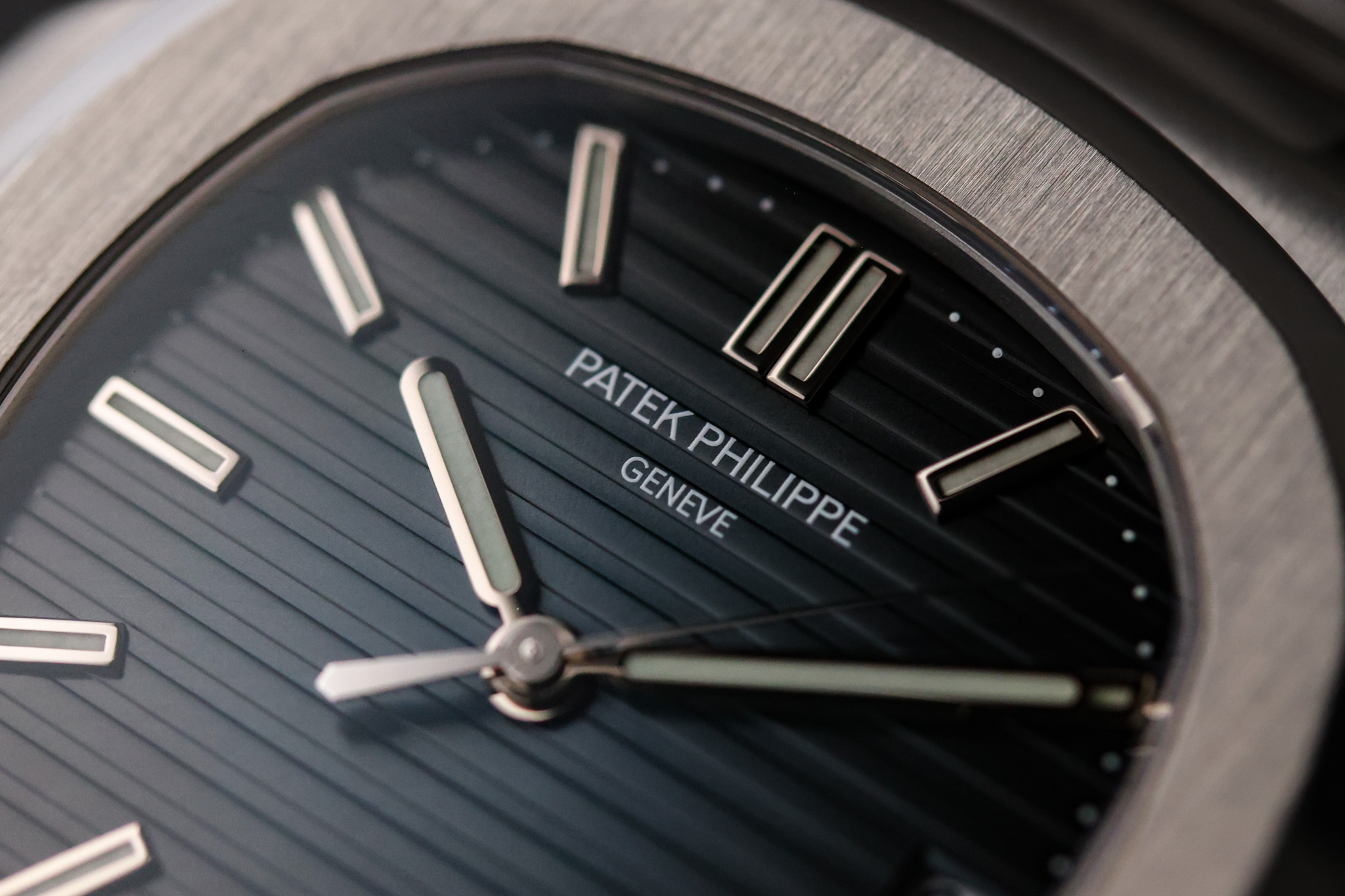 Alt Close-up of Patek Philippe Nautilus 57111A-010 textured blue dial