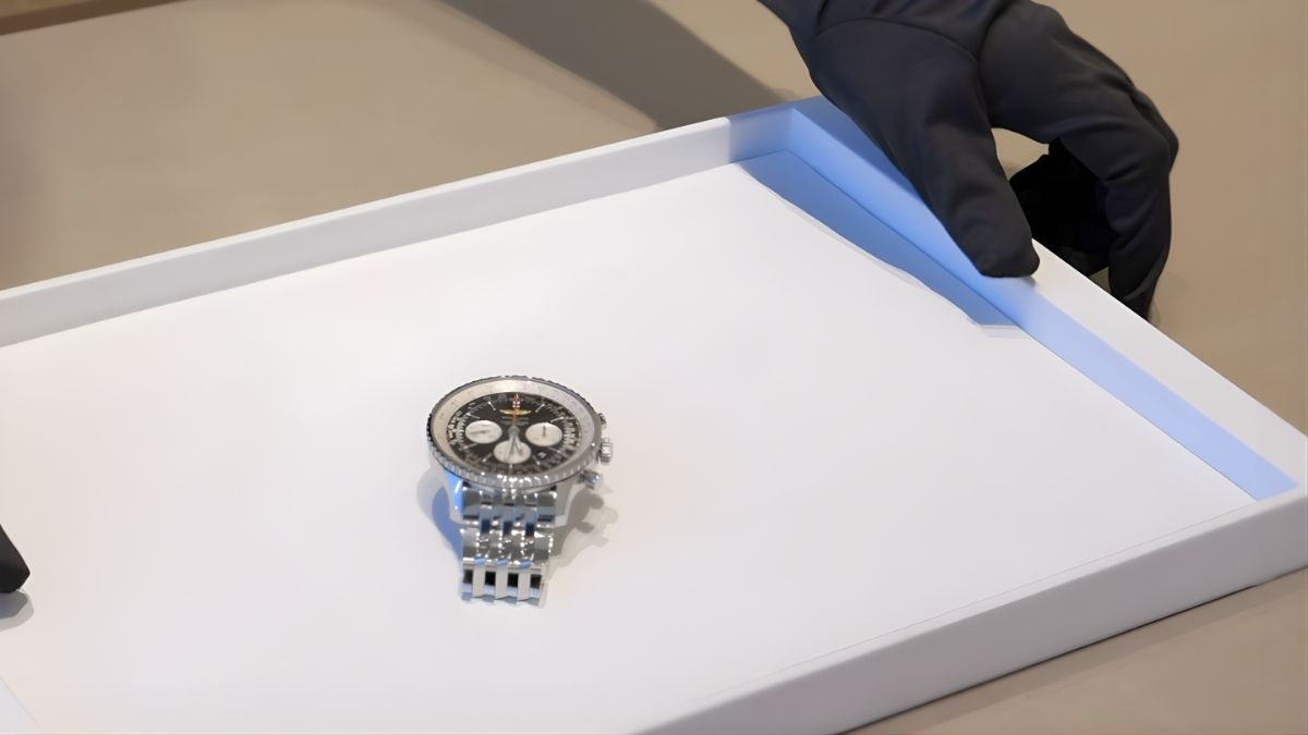 Watch on white tray