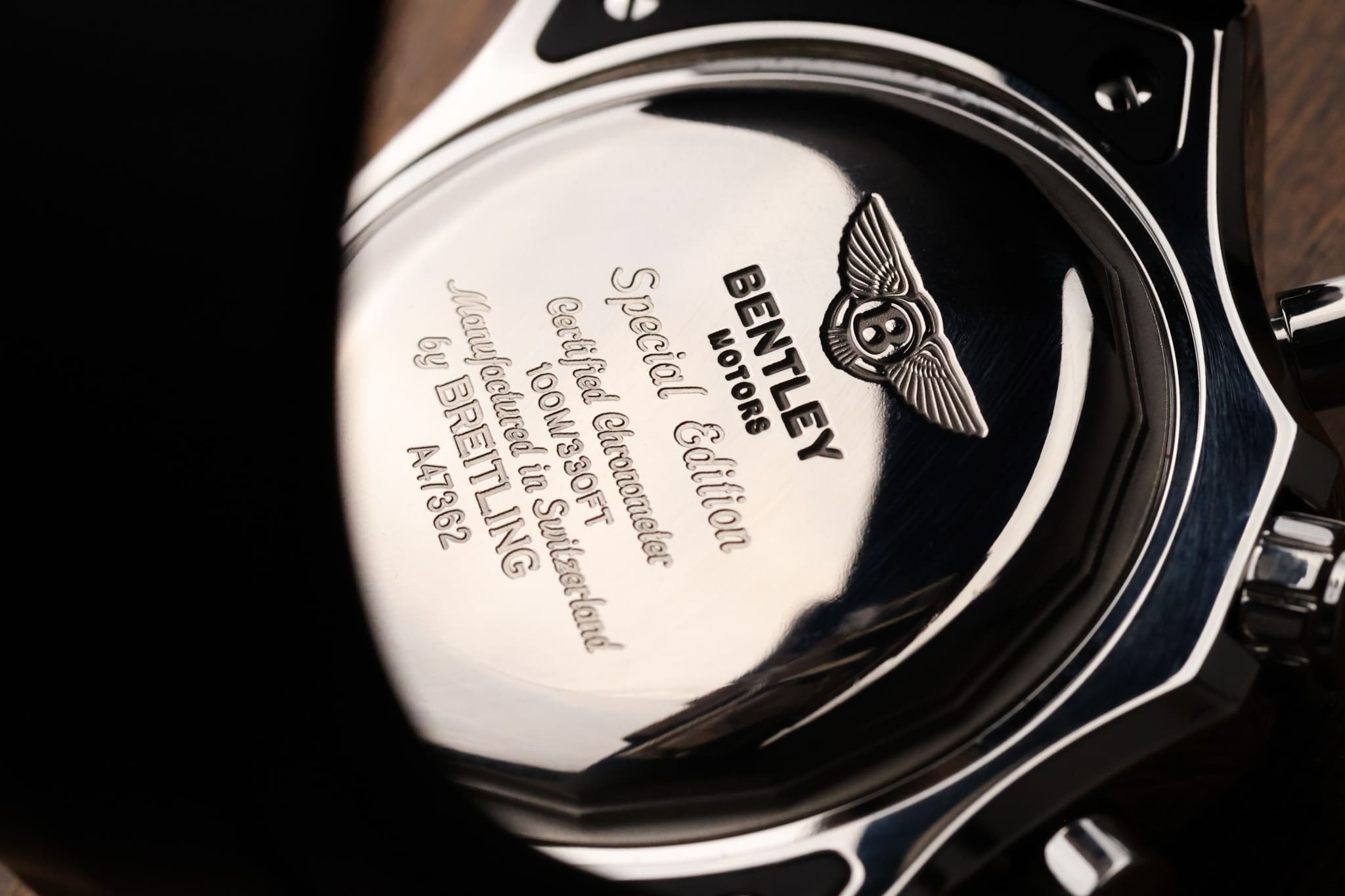 Breitling Bentley Chronograph GMT A47362 Hands-On Review