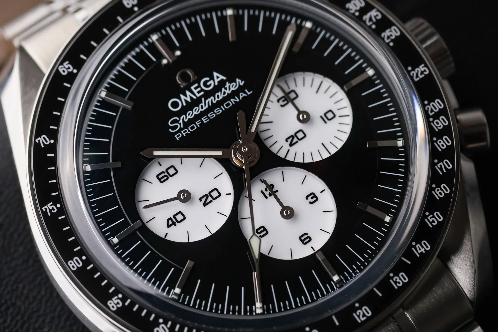 Hands-On Review: The New Omega Speedmaster Moonwatch 2026