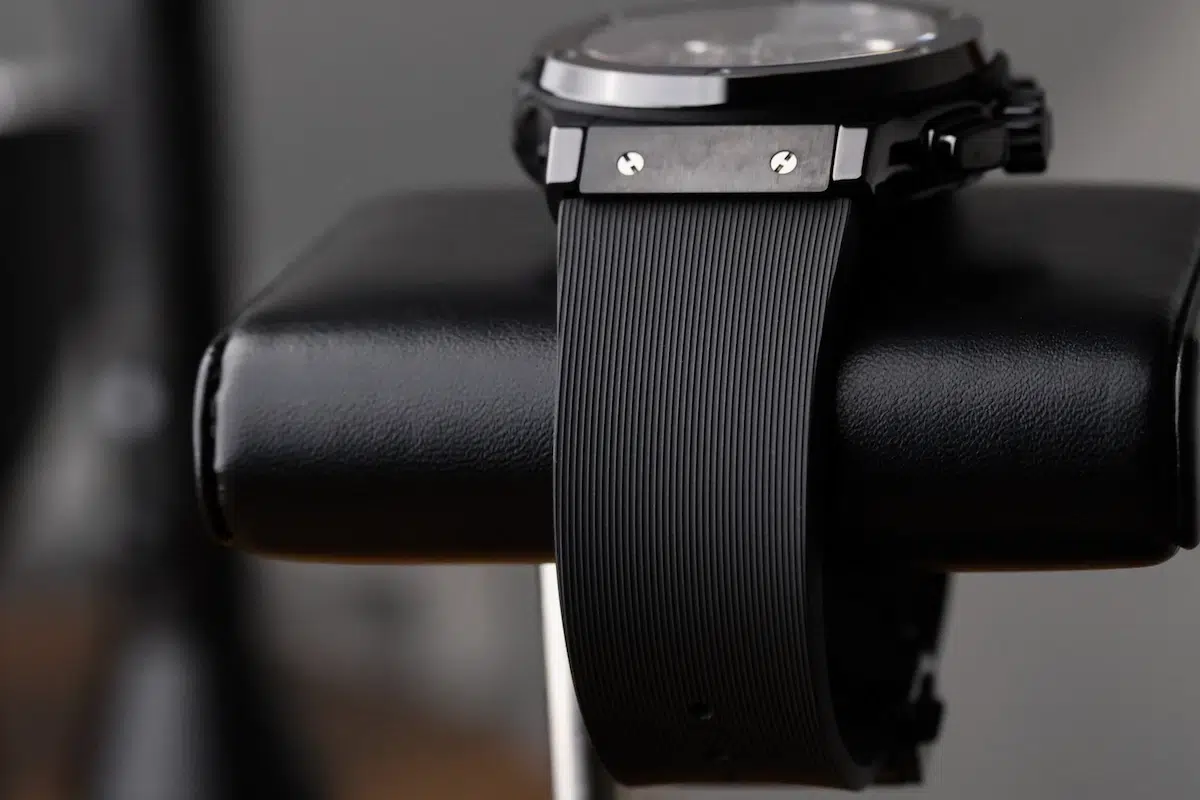 Hublot Classic Fusion Aerofusion Ceramic worn on wrist with rubber strap