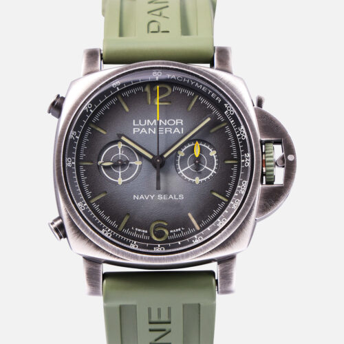 Front view of a pre-owned Panerai Luminor Chrono Navy SEALs 44mm
