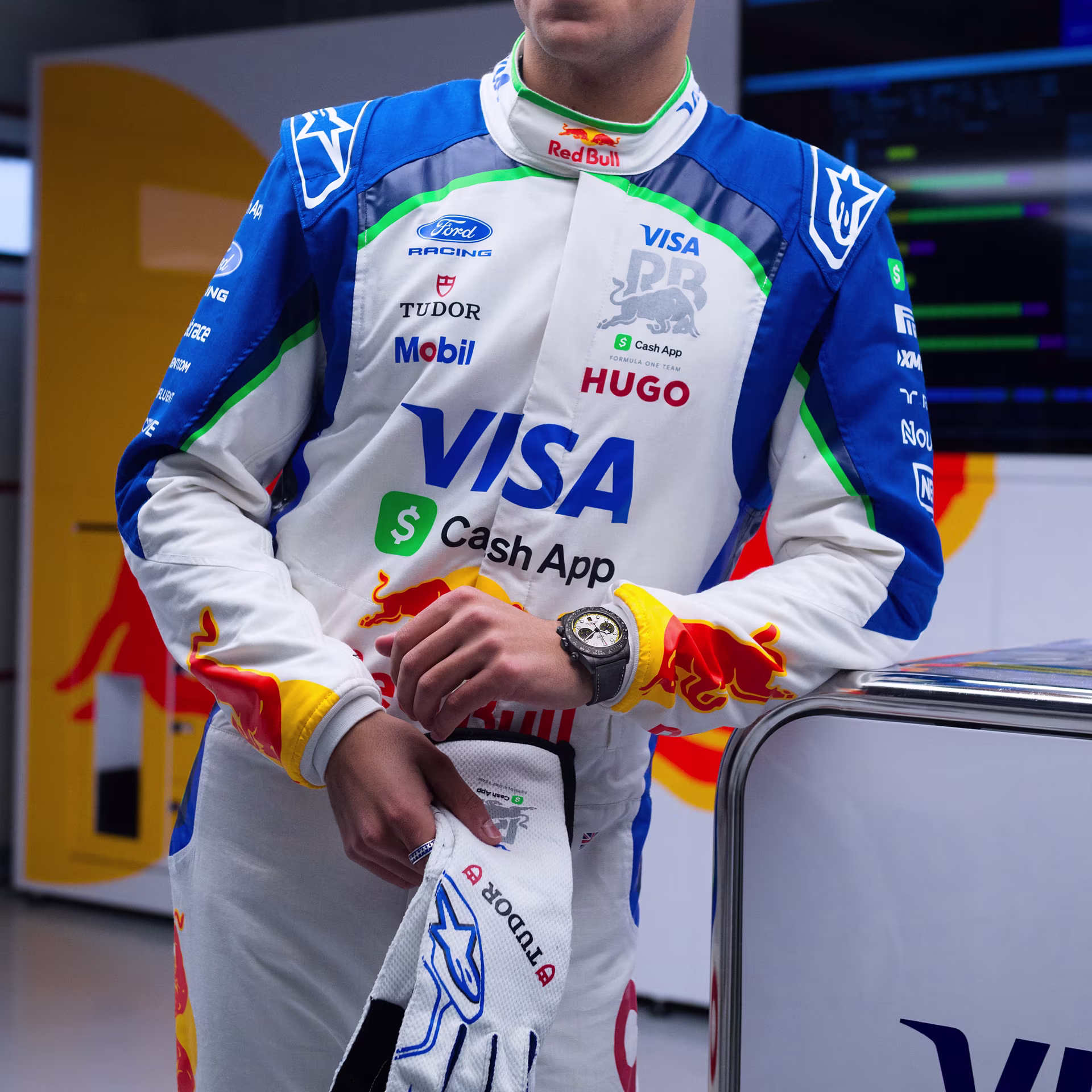 F1 Racer Wearing Black Bay Chrono "Carbon 26"