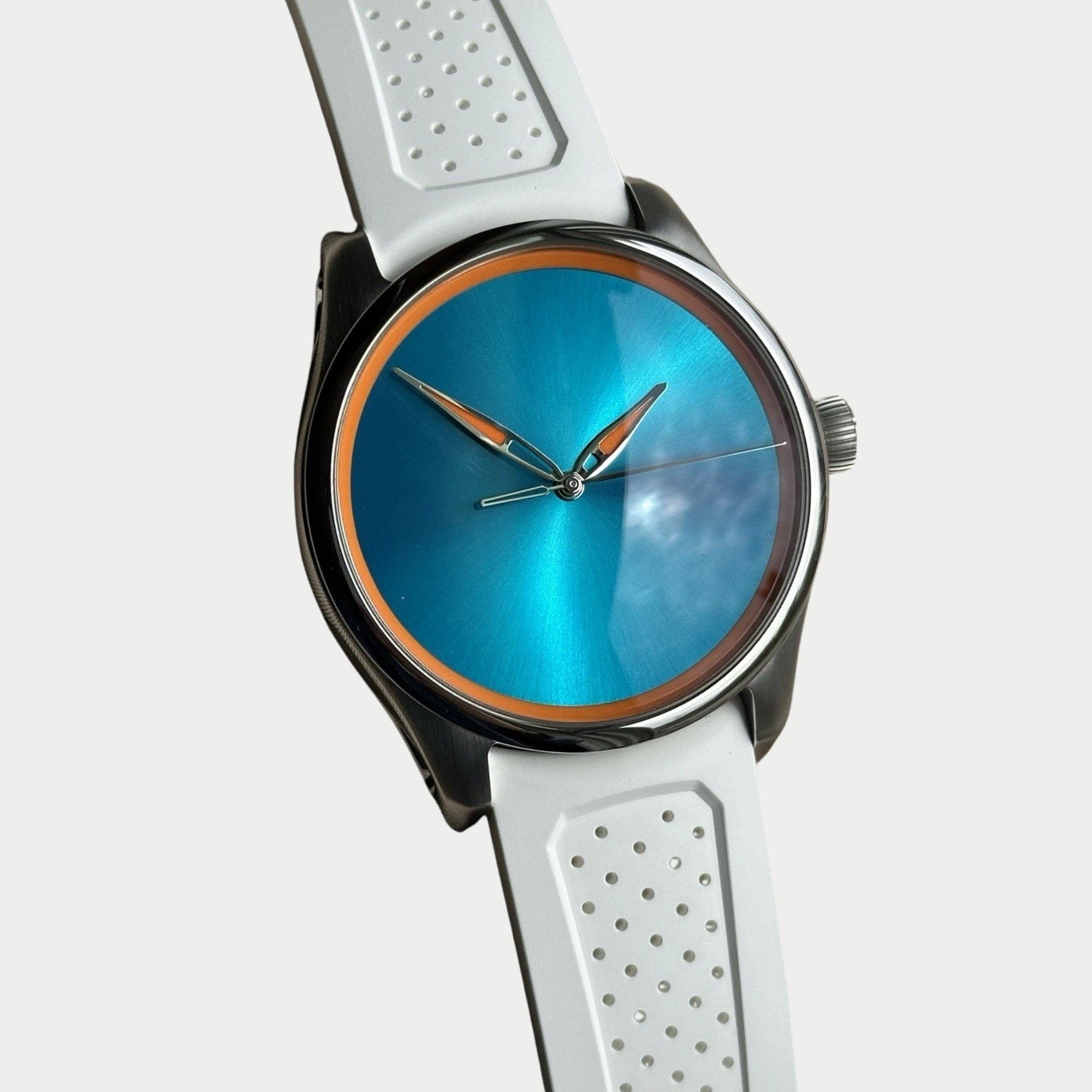H.Moser & Cie. Pioneer Centre Seconds