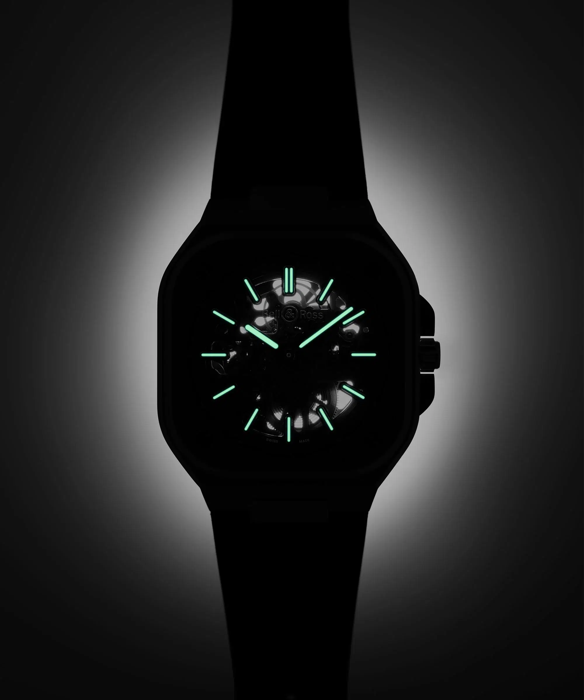 BR 05 SKELETON NIGHTLUM BR05A-BL-SK-ST/SST green-emitting Super-LumiNova® C5