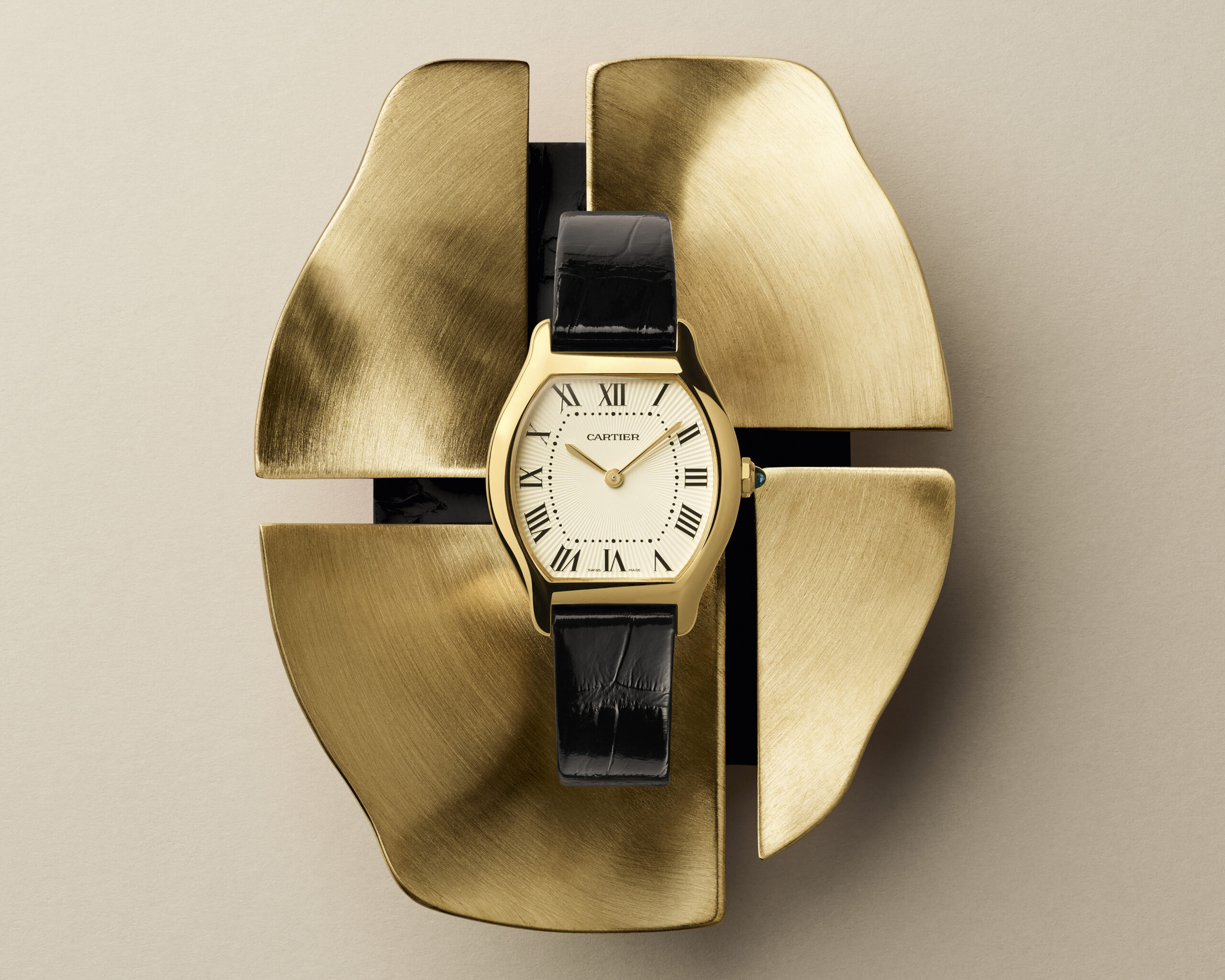 Cartier Tortue in yellow gold