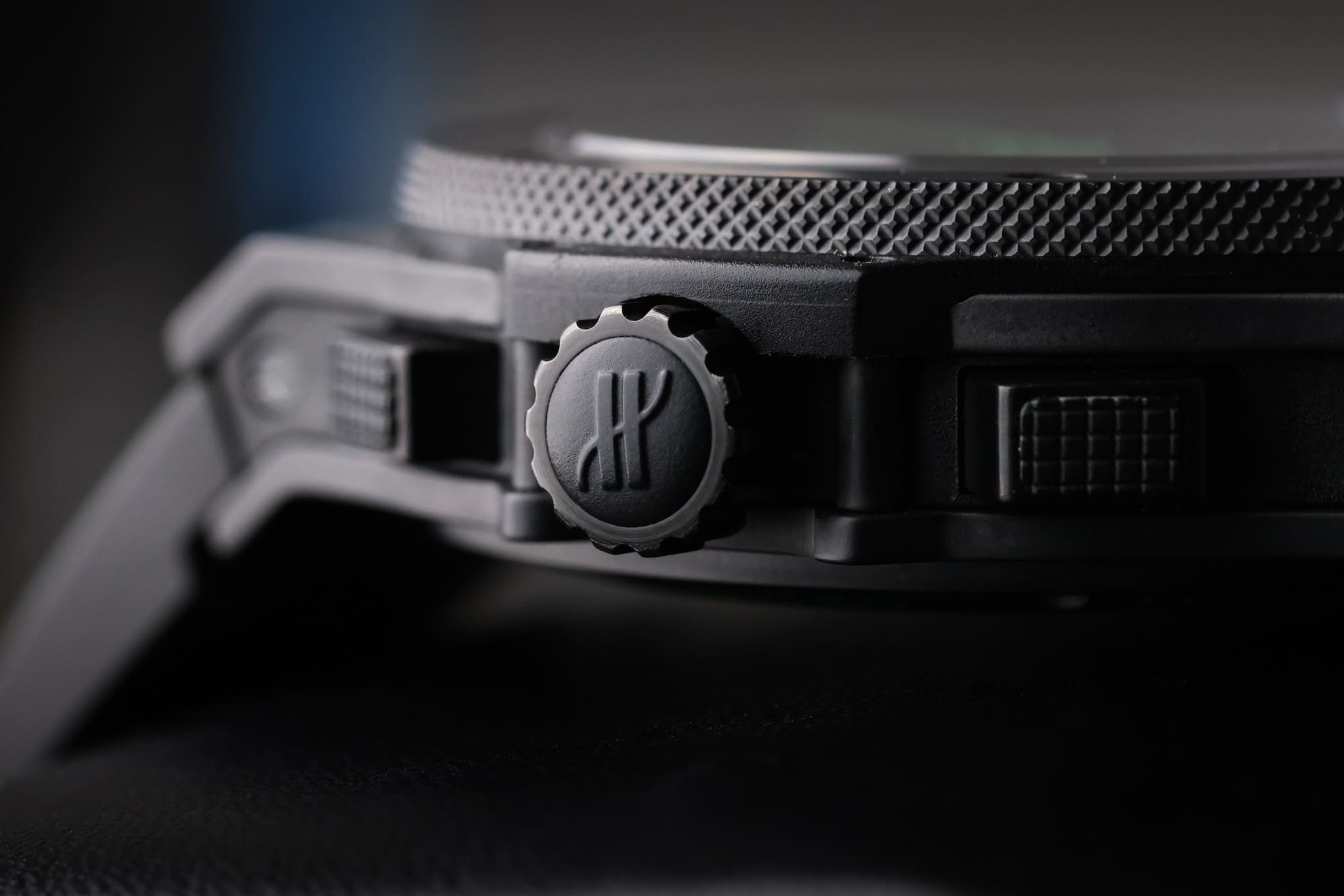 Hublot Big Bang All Black crown and case side detail with Hublot logo