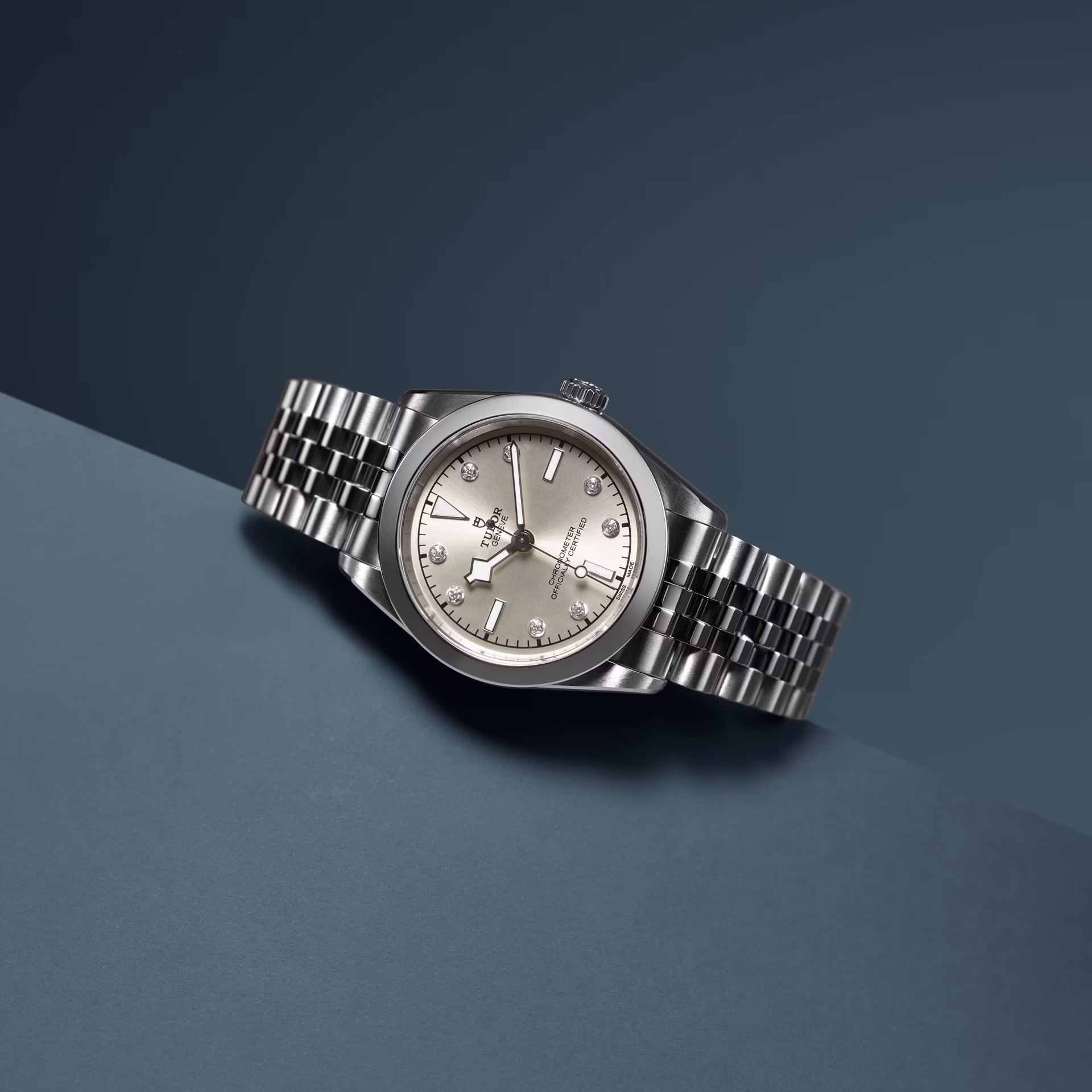 Tudor black bay Light dial champagne-colour